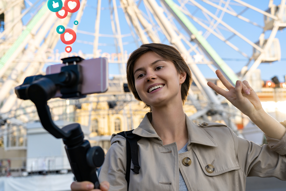 Travel the World Full-Time and Live Like a Social Media Influencer