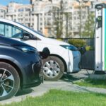 Hybrid vs. Electric Cars in 2024 Which is Right for You